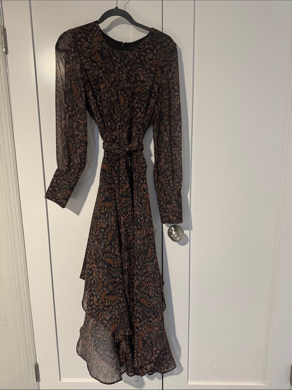 Halogen Black Paisley Tie-Waist Maxi Dress